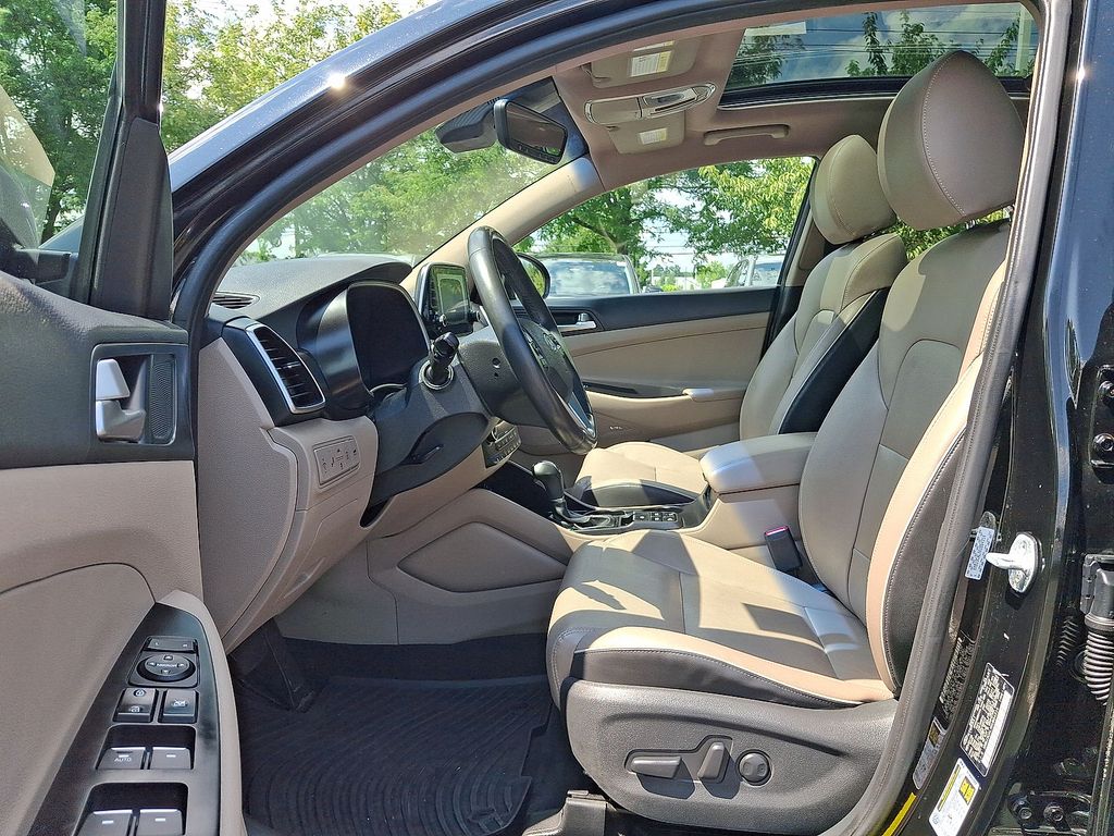 Thumbnail: 2019 Hyundai Tucson - 8