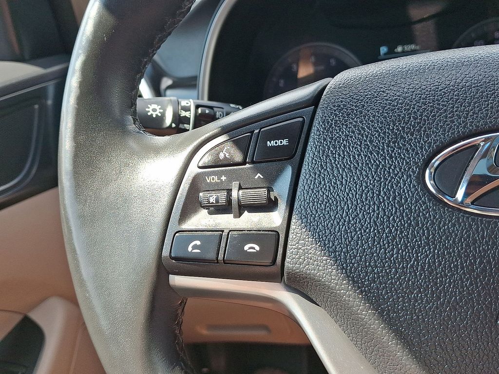Thumbnail: 2019 Hyundai Tucson - 20