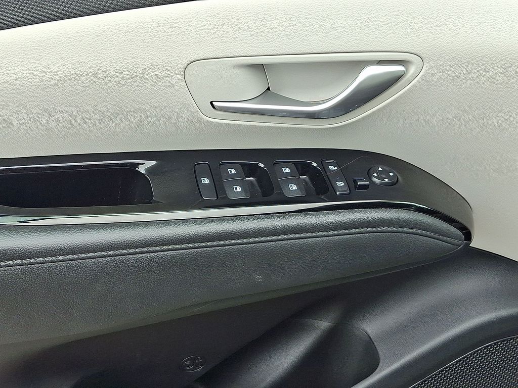 Thumbnail: 2024 Hyundai Tucson - 16