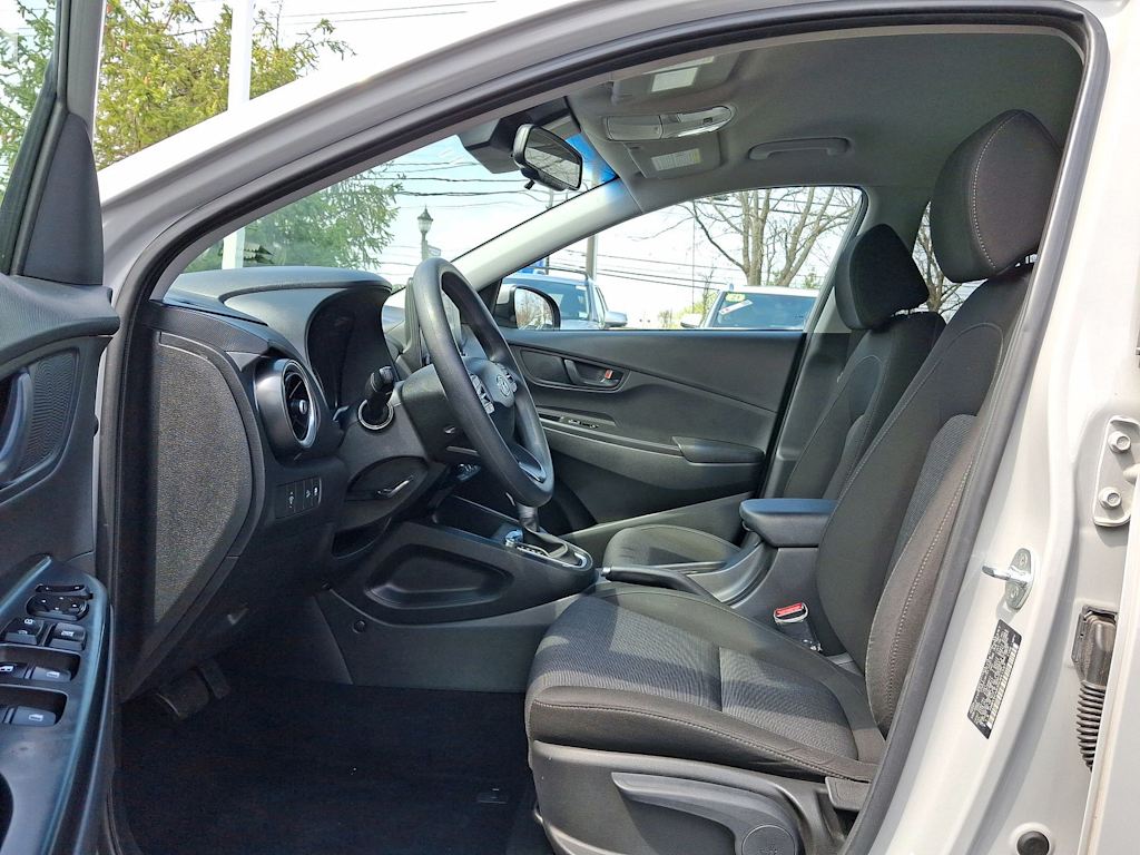 2022 Hyundai Kona SEL 10