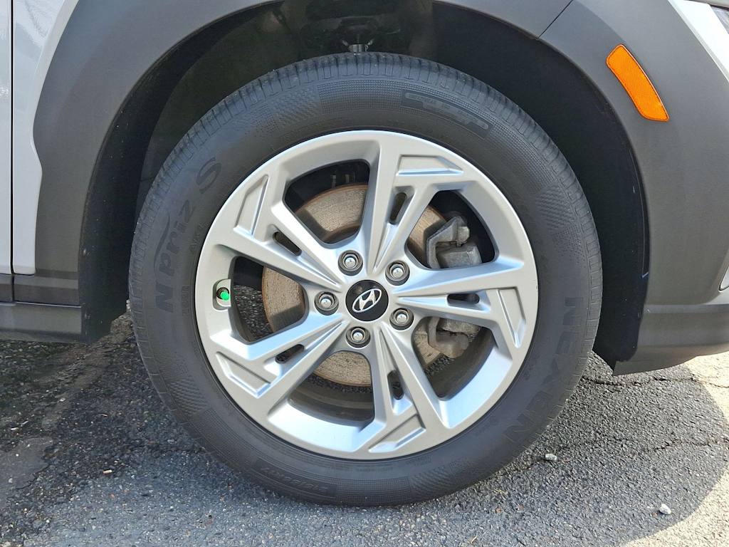 2022 Hyundai Kona SEL 8