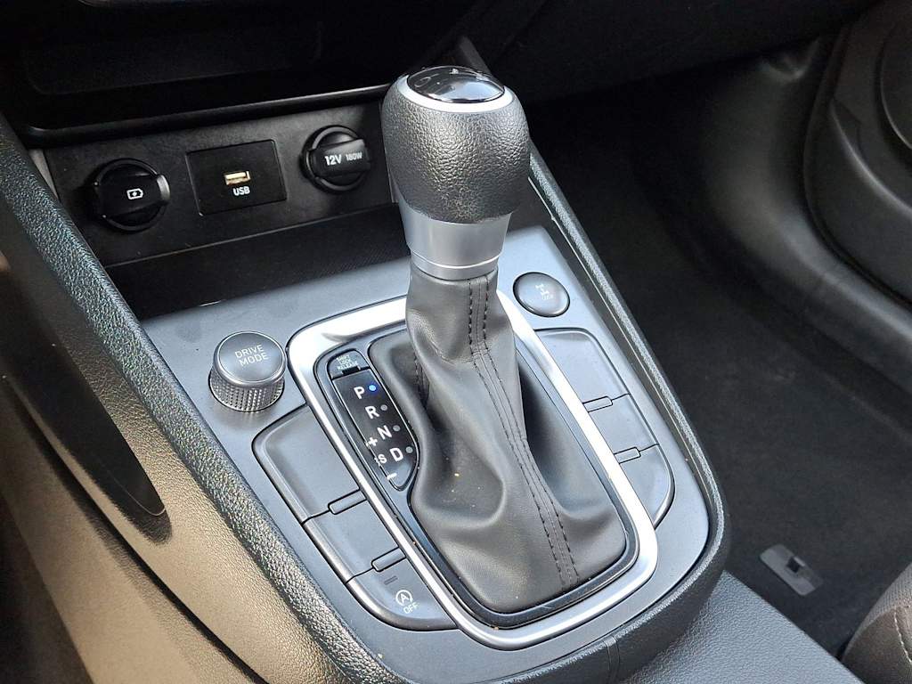 2022 Hyundai Kona SEL 13