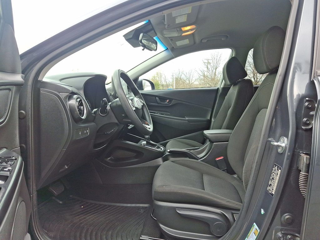 2022 Hyundai Kona SEL 10
