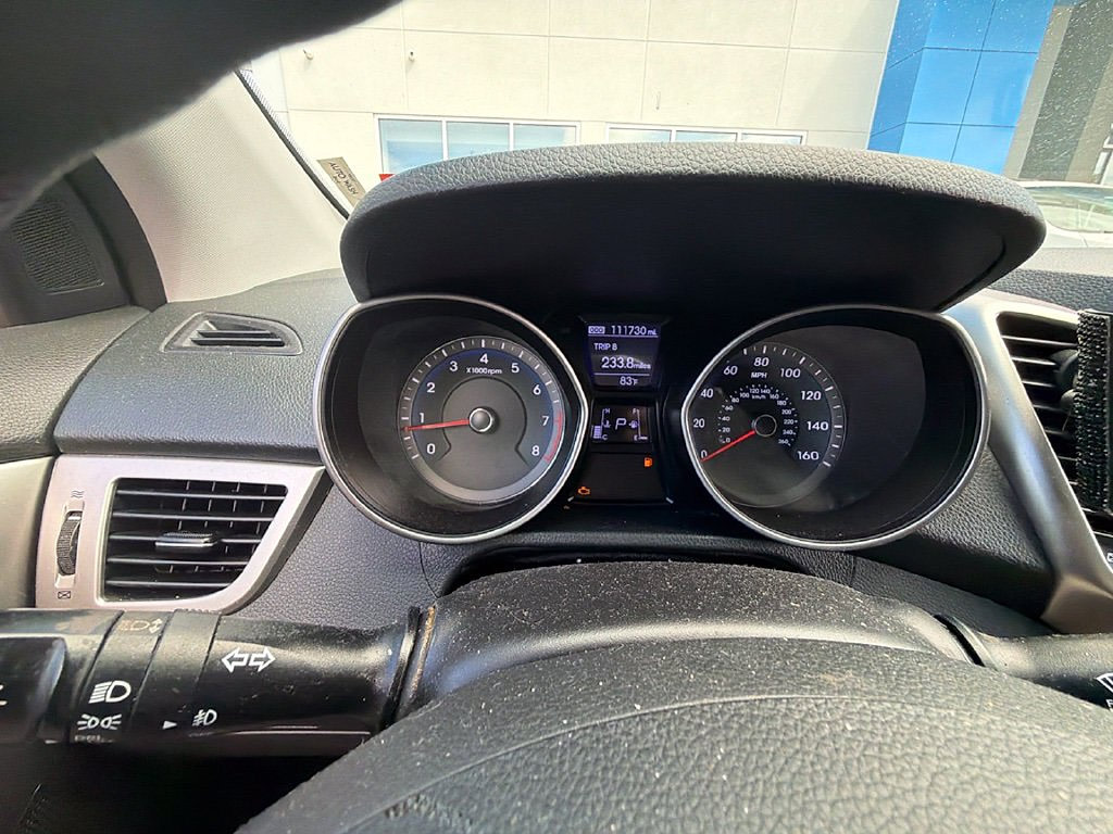 Thumbnail: 2013 Hyundai Elantra - 12