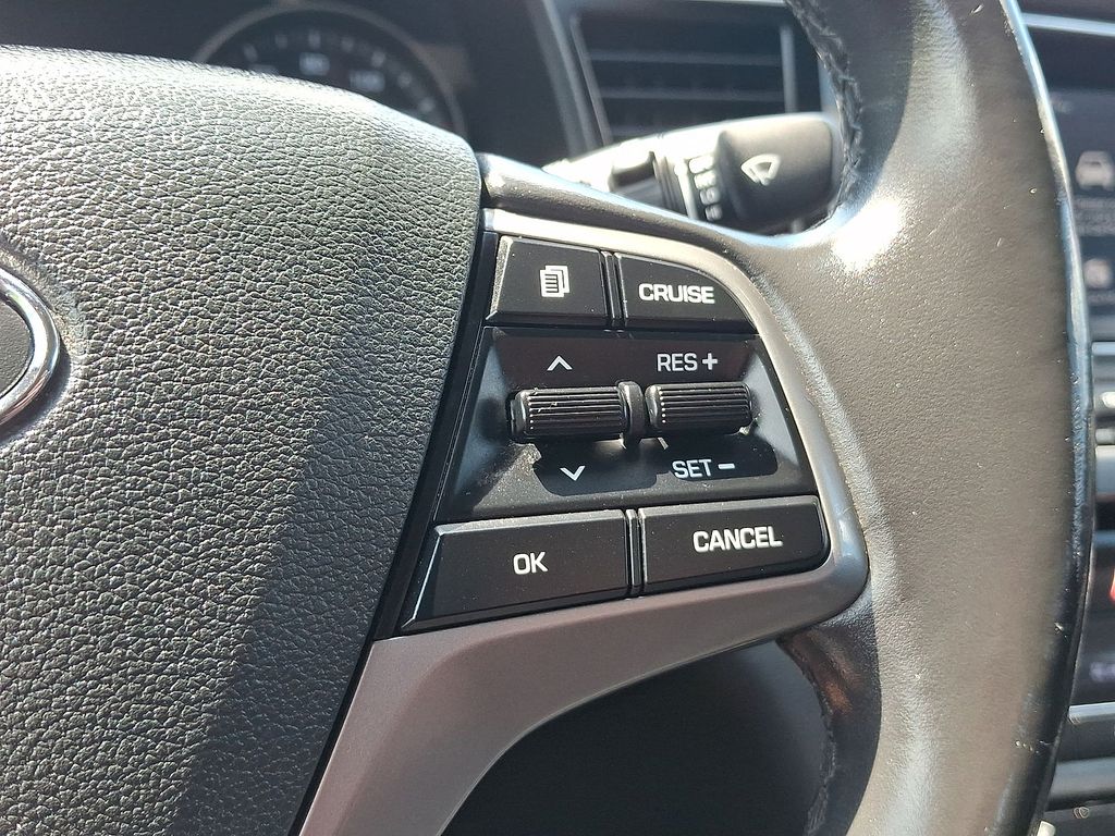 Thumbnail: 2017 Hyundai Elantra - 21