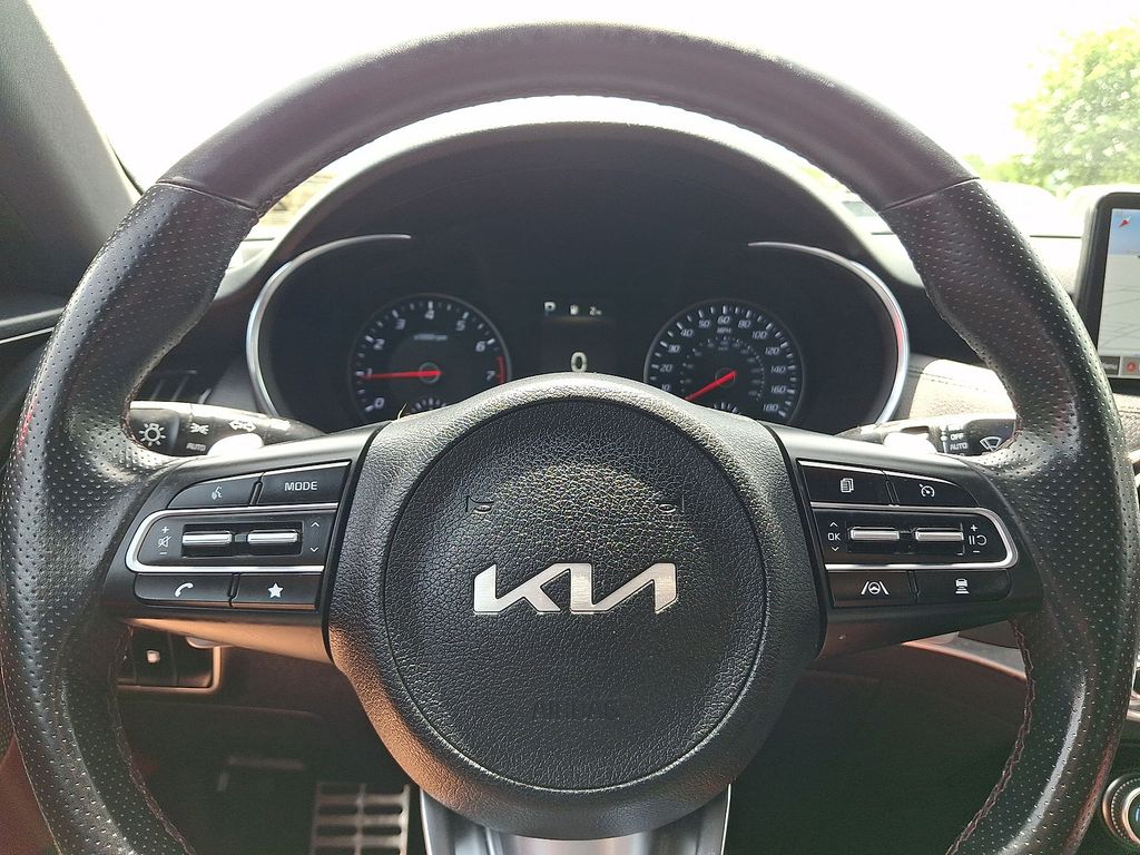 Thumbnail: 2022 Kia Stinger - 19