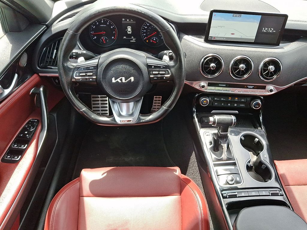 Thumbnail: 2022 Kia Stinger - 2