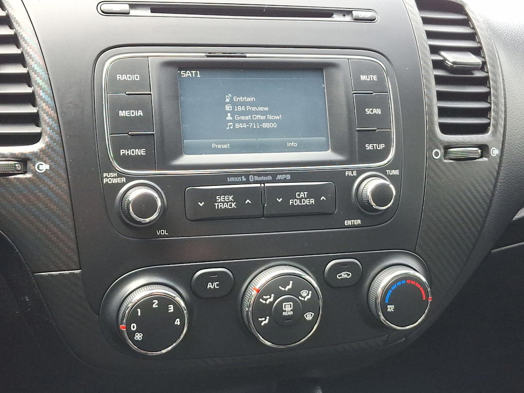 2016 Kia Forte SX 12