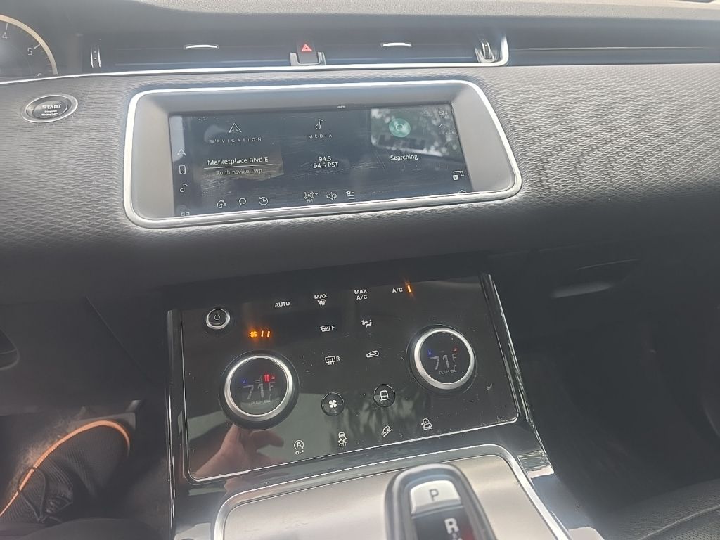 Thumbnail: 2023 Land Rover Range Rover Evoque - 8