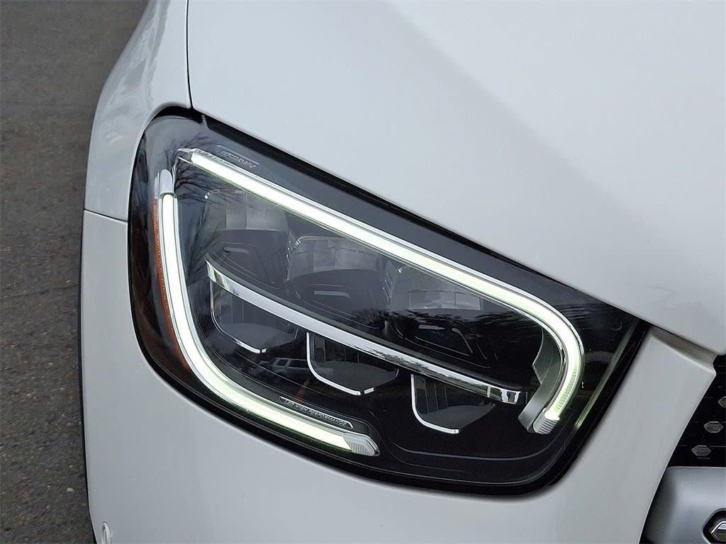 Thumbnail: 2022 Mercedes-Benz GLC - 27