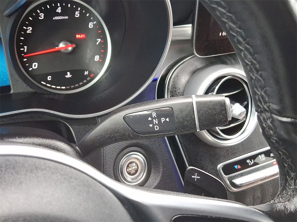 Thumbnail: 2022 Mercedes-Benz GLC - 12