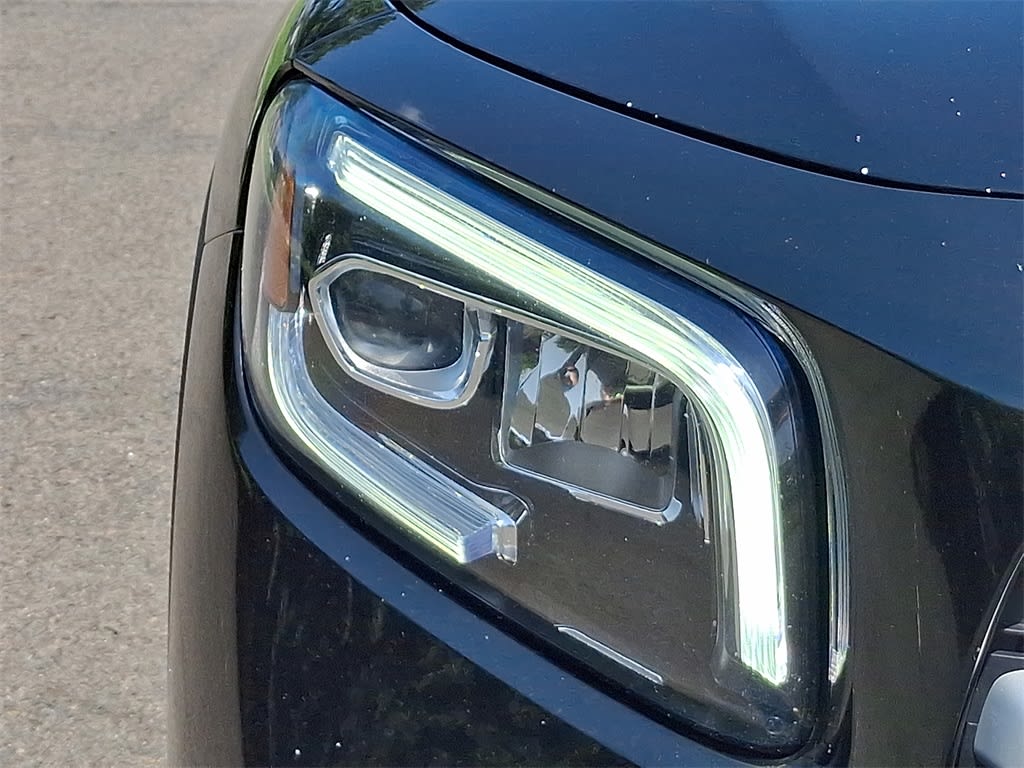 Thumbnail: 2021 Mercedes-Benz GLB - 6
