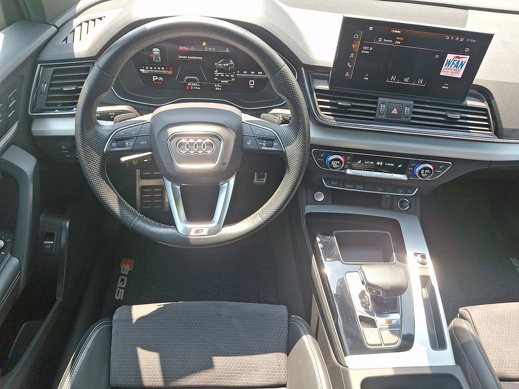 Thumbnail: 2021 Audi SQ5 - 2