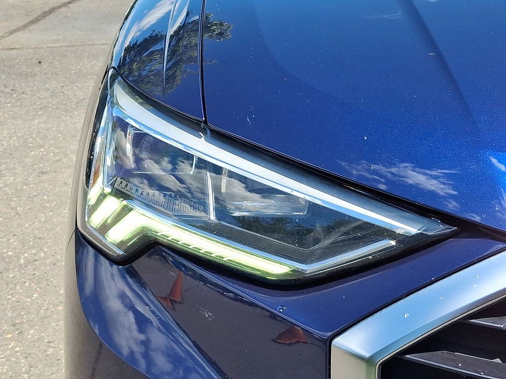 Thumbnail: 2022 Audi Q3 - 7
