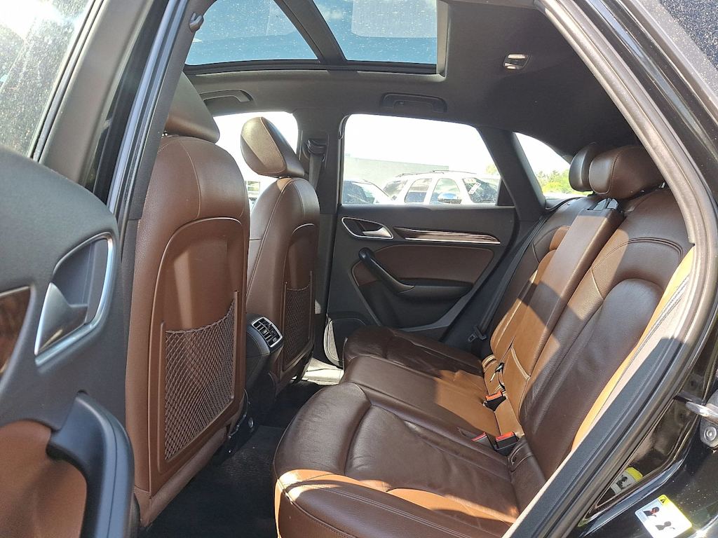 2016 Audi Q3 Premium Plus 10