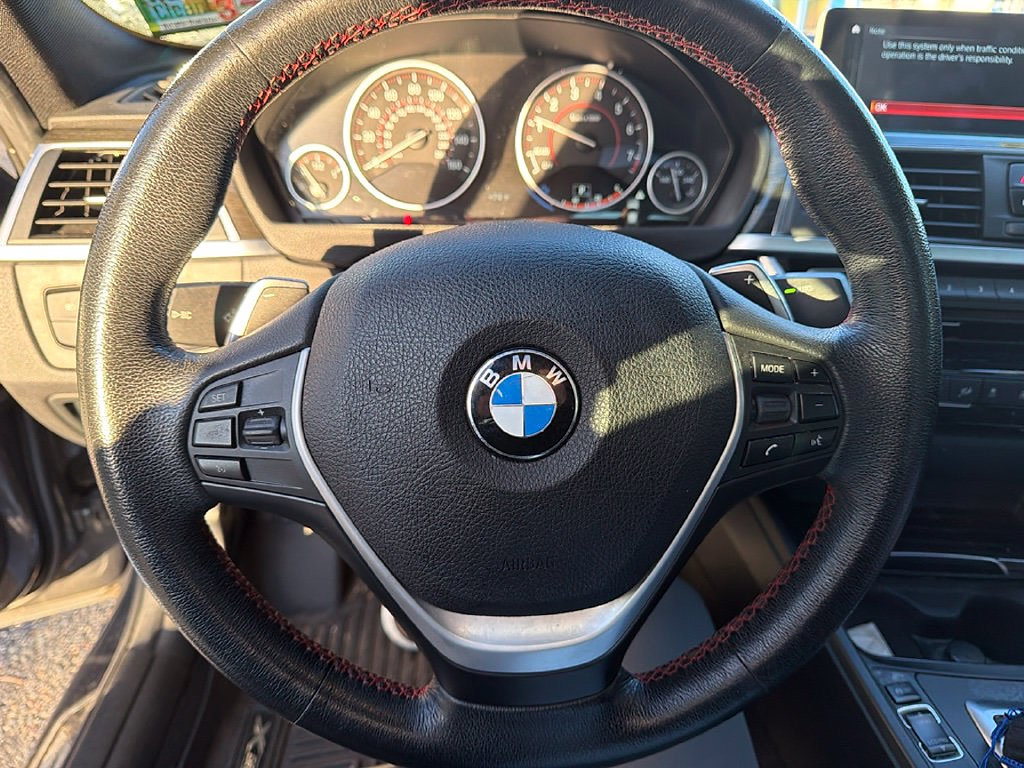 Thumbnail: 2018 BMW 3 Series - 2