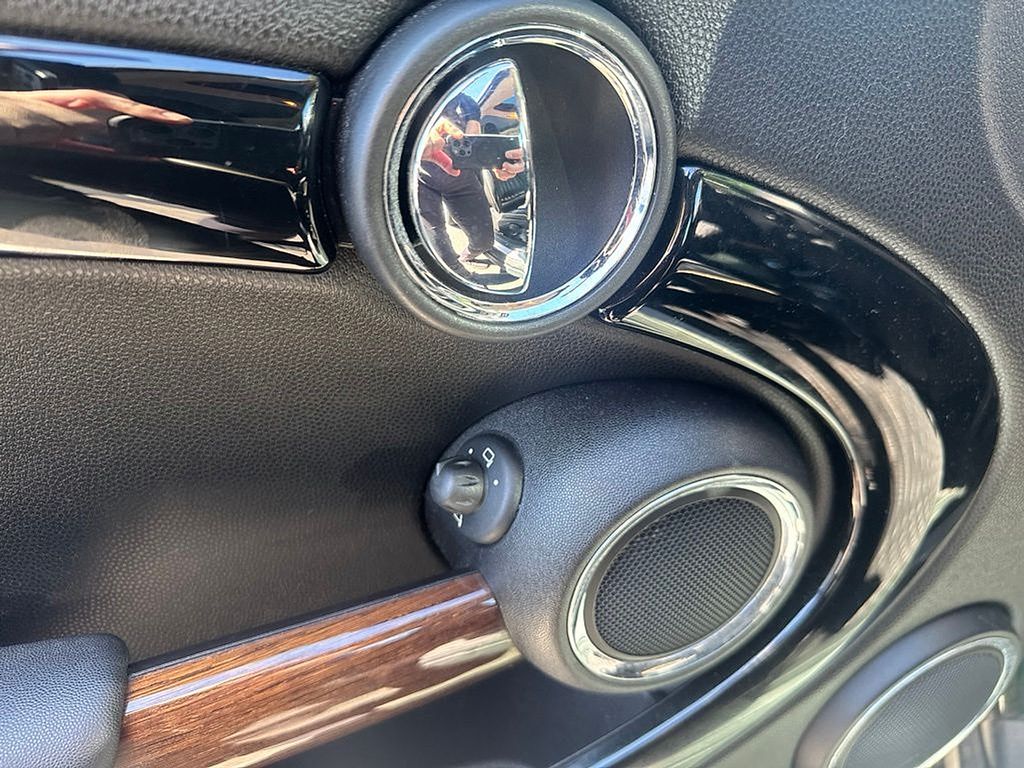 Thumbnail: 2012 MINI Cooper - 8