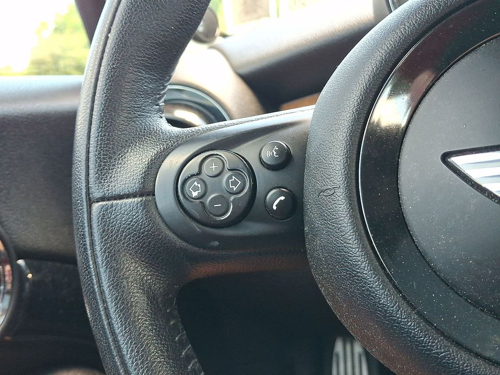 Thumbnail: 2012 MINI Cooper - 20