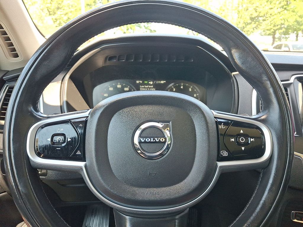 Thumbnail: 2020 Volvo XC90 - 2