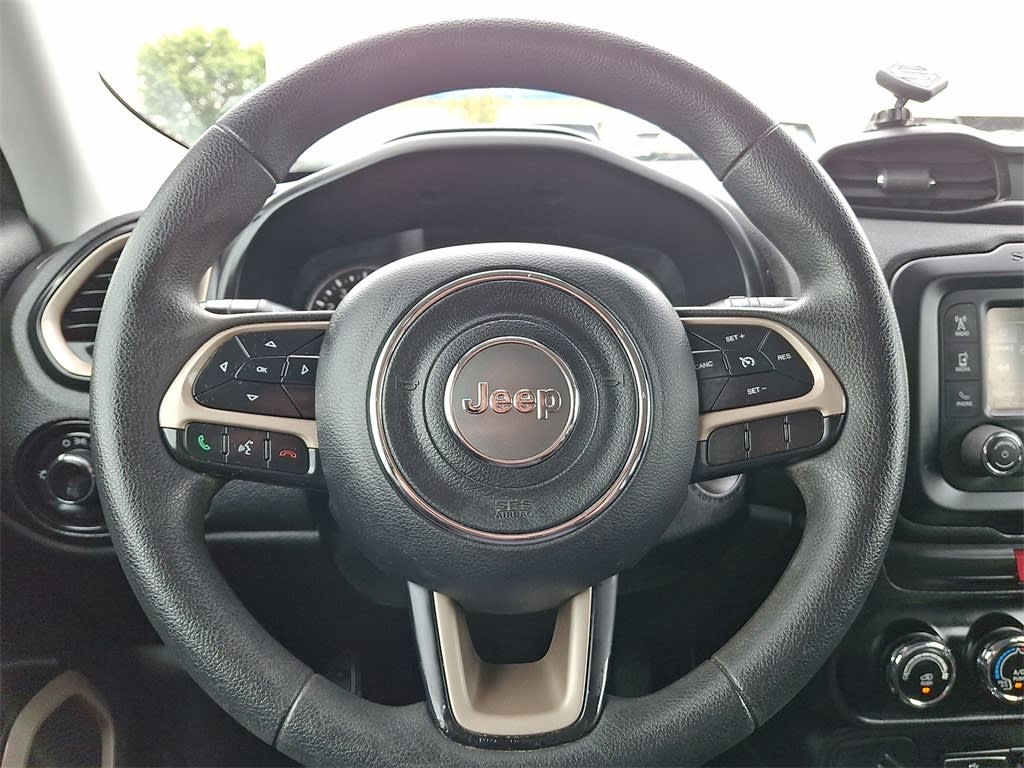 Thumbnail: 2016 Jeep Renegade - 2