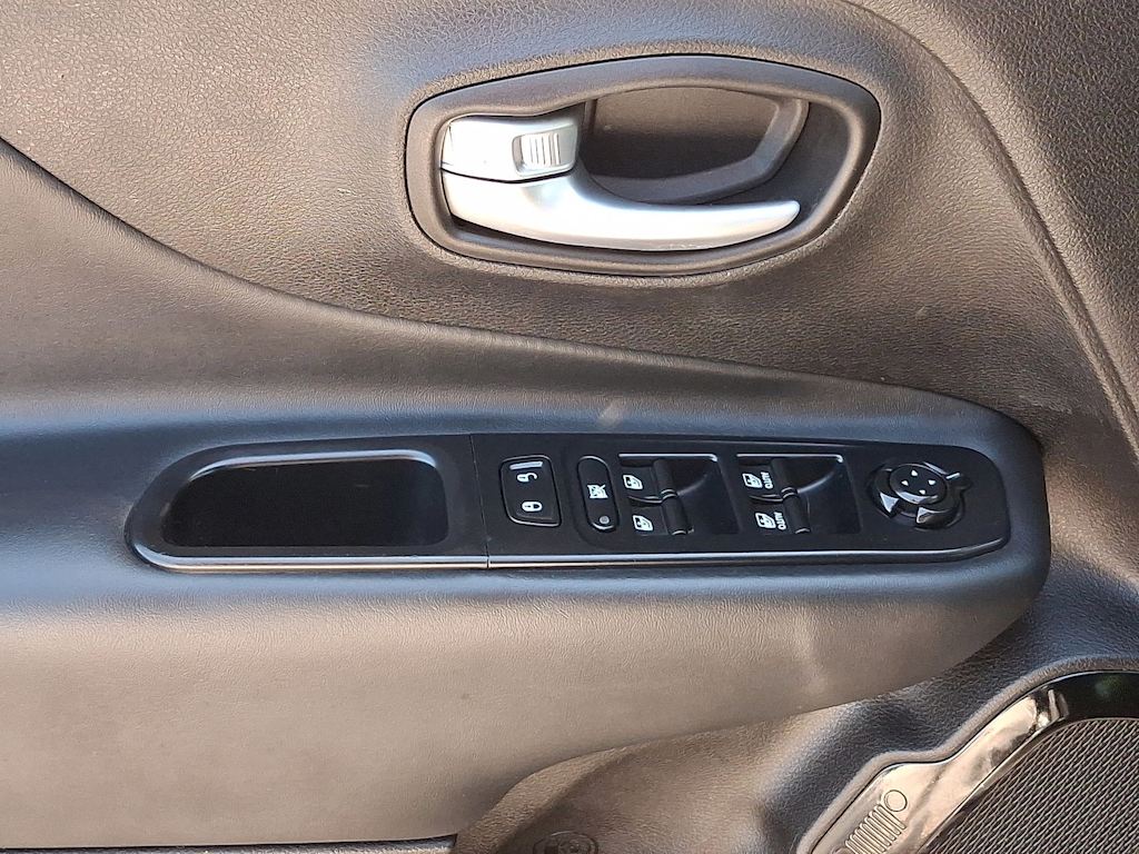 2018 Jeep Renegade Latitude 18