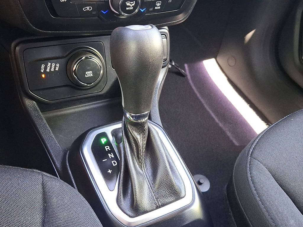 2018 Jeep Renegade Latitude 12