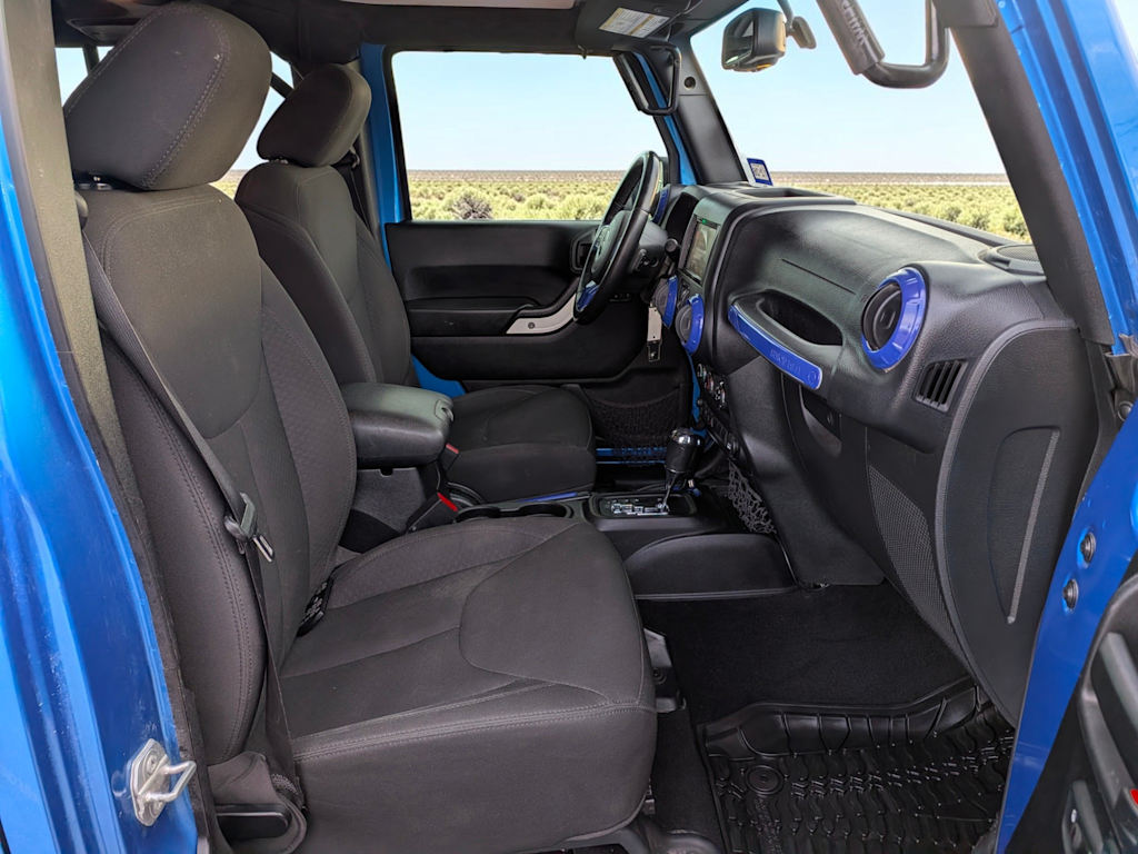 Thumbnail: 2016 Jeep Wrangler - 10