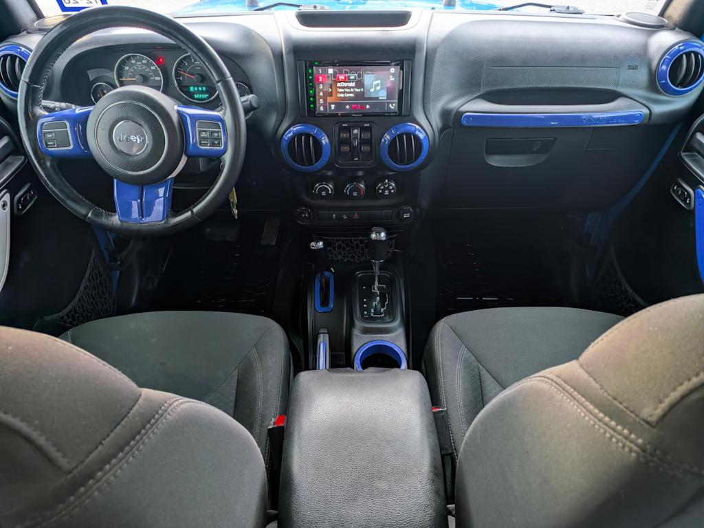 Thumbnail: 2016 Jeep Wrangler - 8