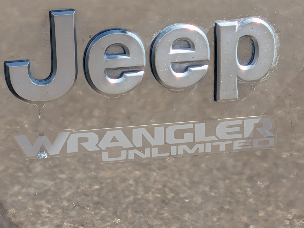Thumbnail: 2020 Jeep Wrangler - 6