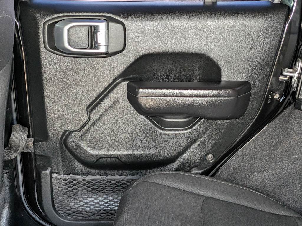 Thumbnail: 2020 Jeep Wrangler - 23