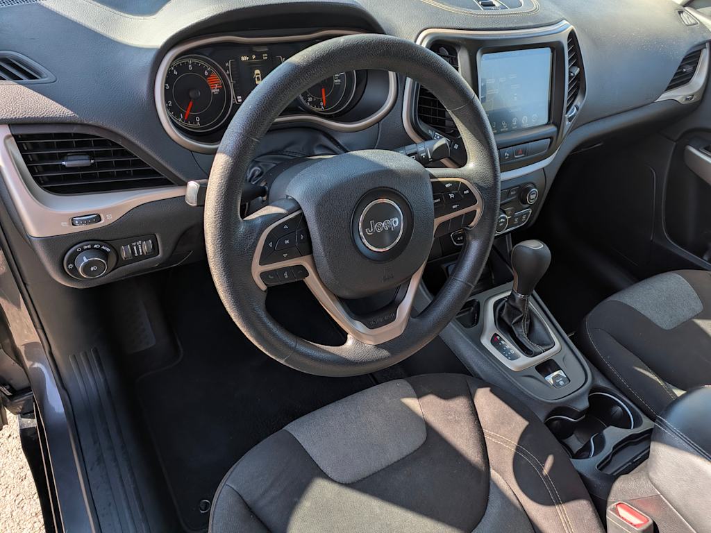Thumbnail: 2018 Jeep Cherokee - 2