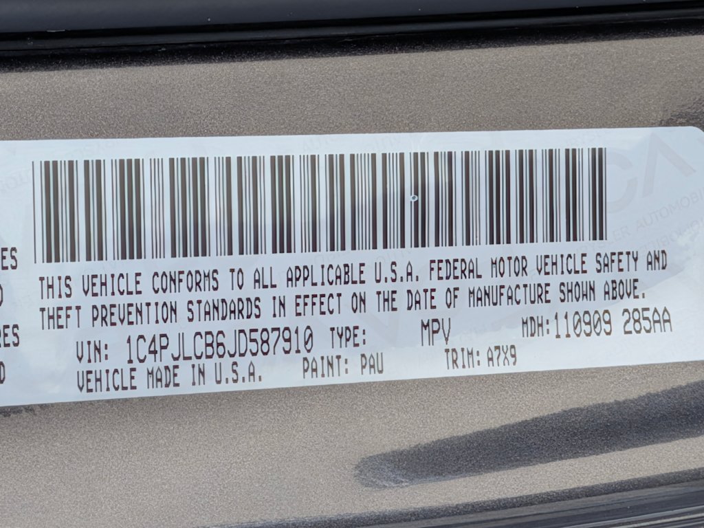 Thumbnail: 2018 Jeep Cherokee - 20
