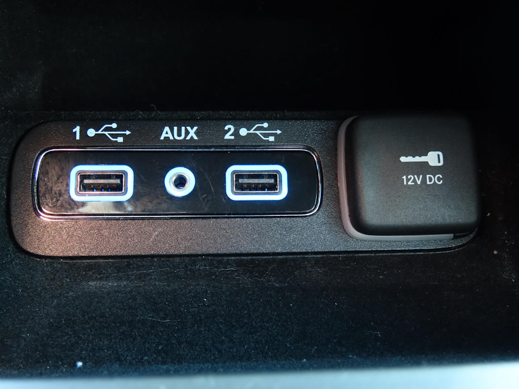 Thumbnail: 2022 Jeep Grand Cherokee - 16