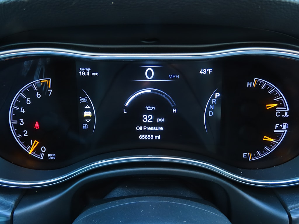 Thumbnail: 2022 Jeep Grand Cherokee - 35