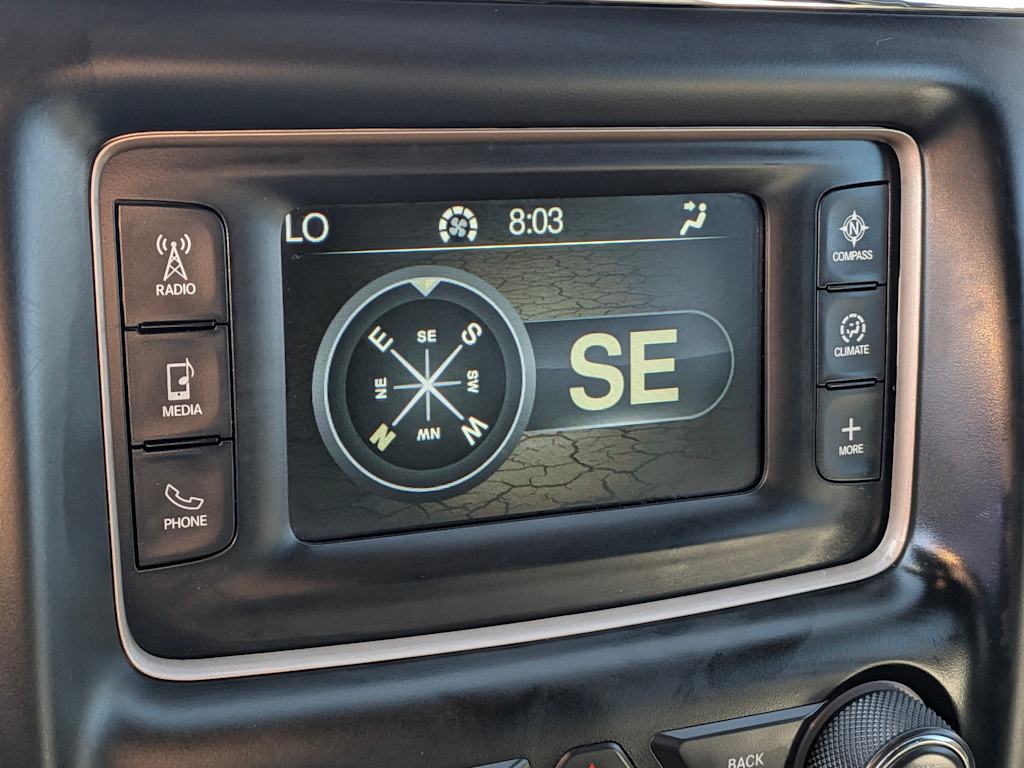 Thumbnail: 2017 Jeep Grand Cherokee - 26