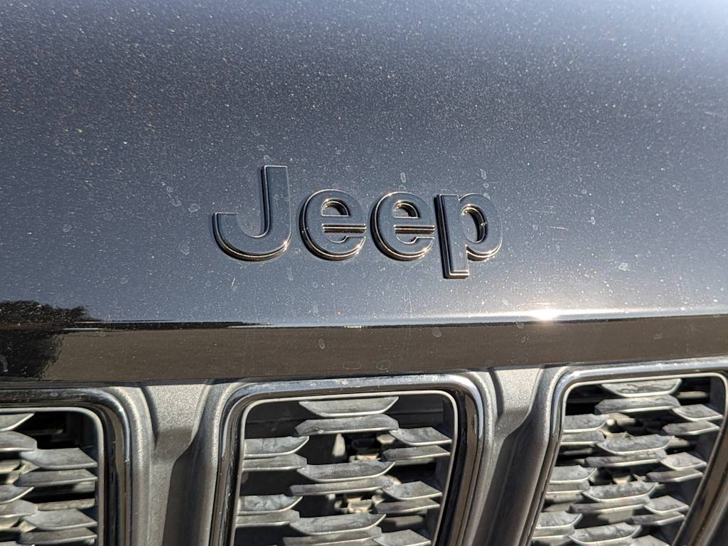 Thumbnail: 2024 Jeep Grand Cherokee L - 26