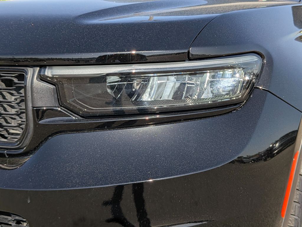 Thumbnail: 2024 Jeep Grand Cherokee L - 25