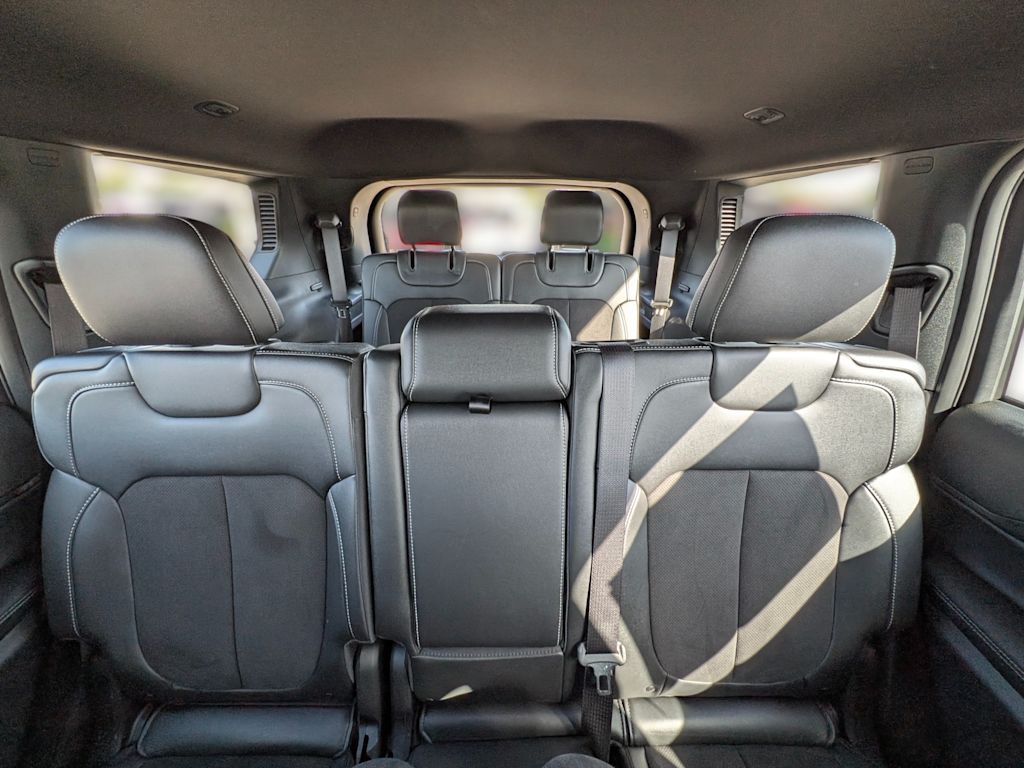 Thumbnail: 2024 Jeep Grand Cherokee L - 36