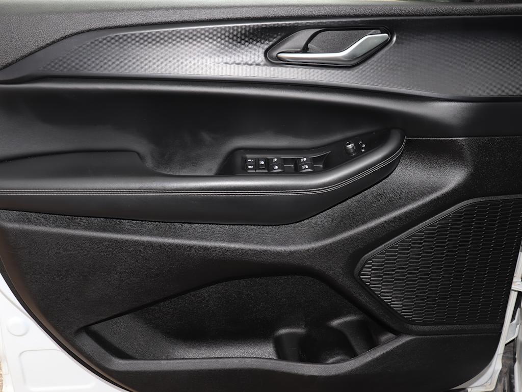 Thumbnail: 2023 Jeep Grand Cherokee L - 27