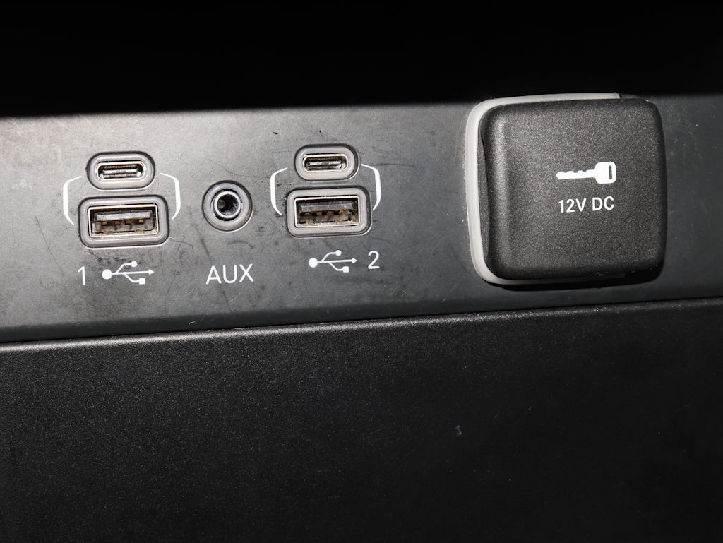 Thumbnail: 2023 Jeep Grand Cherokee L - 37