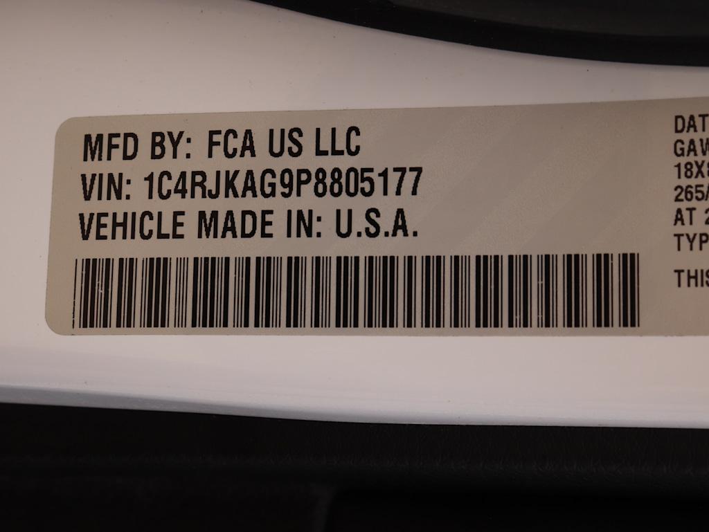 Thumbnail: 2023 Jeep Grand Cherokee L - 19