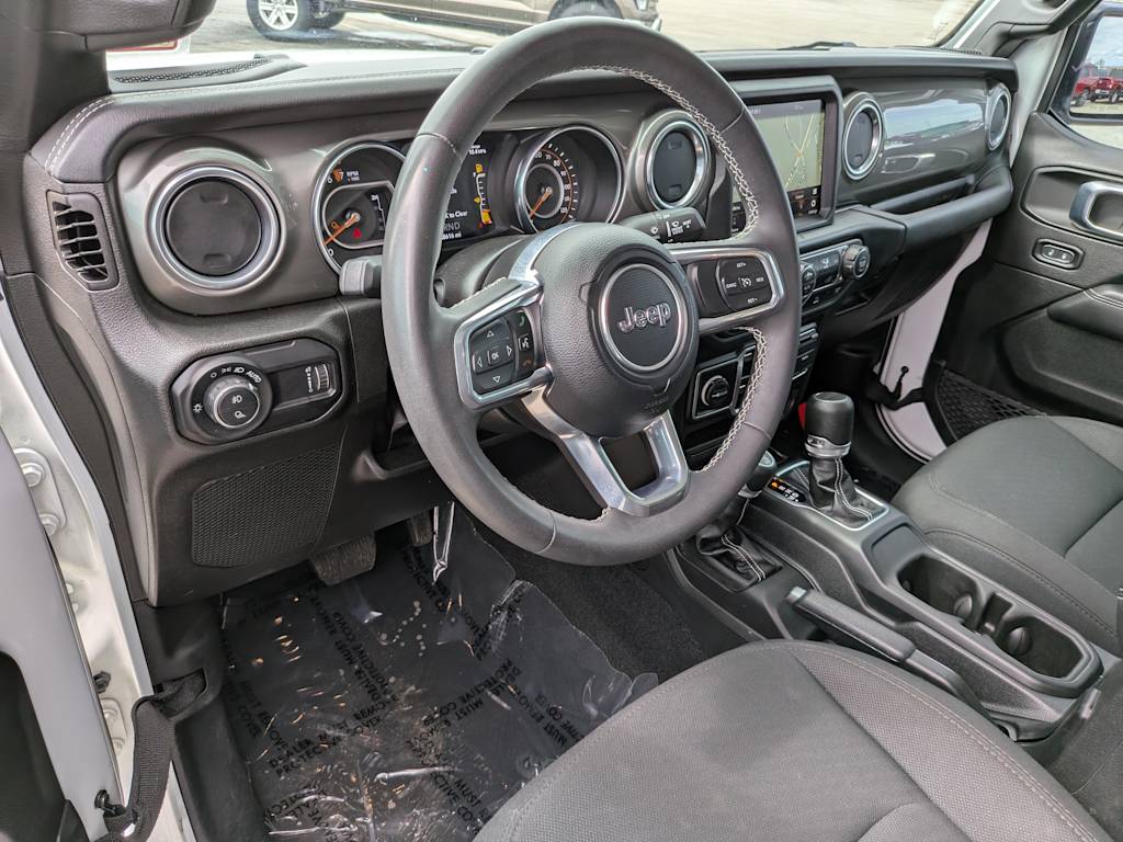 2023 Jeep Gladiator Overland 2
