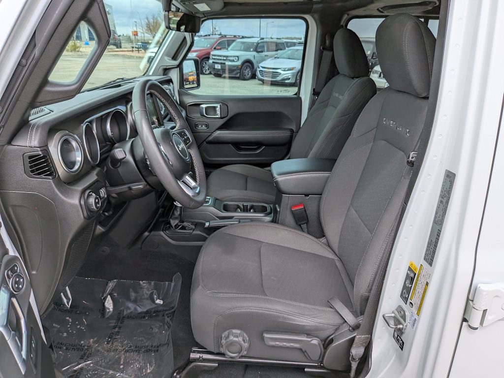 2023 Jeep Gladiator Overland 11