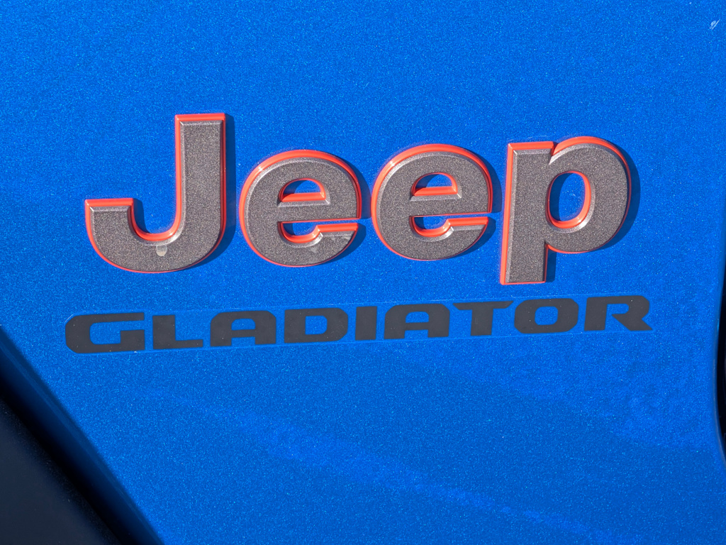 Thumbnail: 2021 Jeep Gladiator - 17