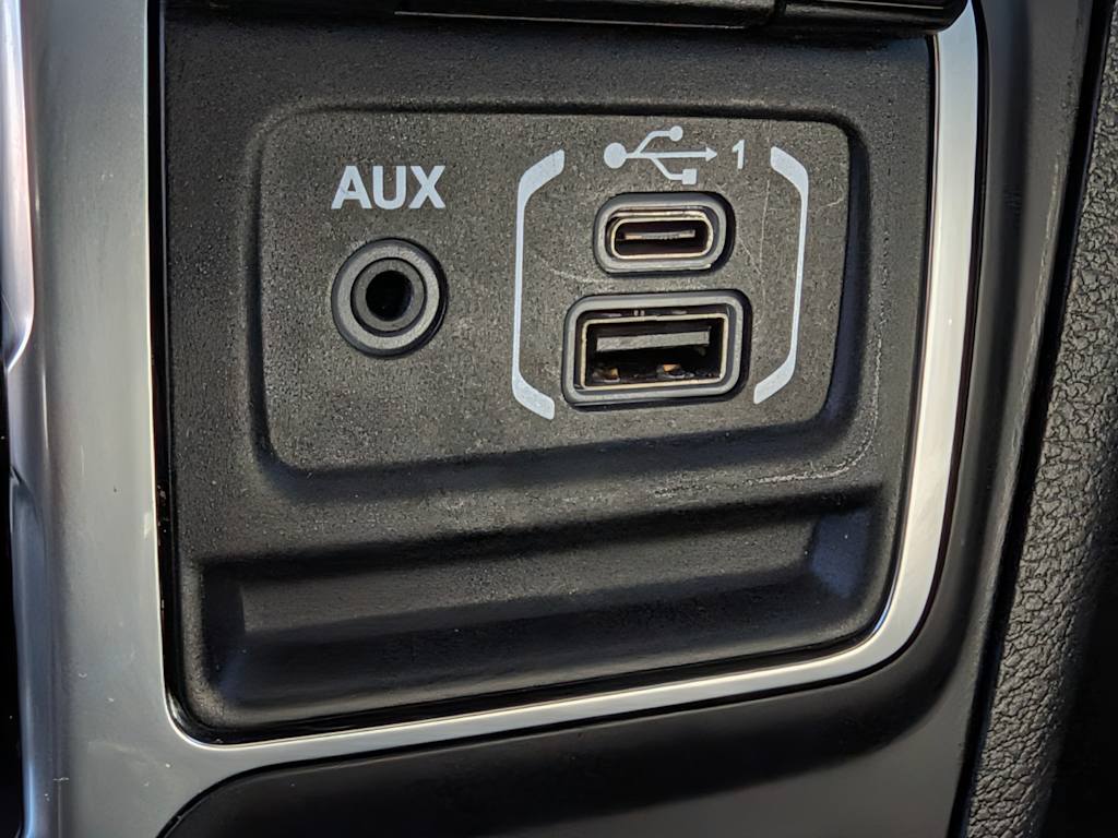 Thumbnail: 2023 Jeep Gladiator - 26