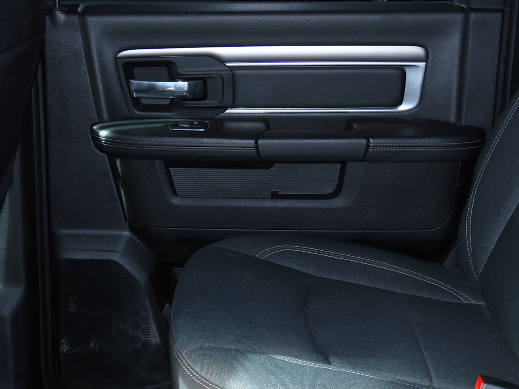 Thumbnail: 2024 RAM 1500 - 25