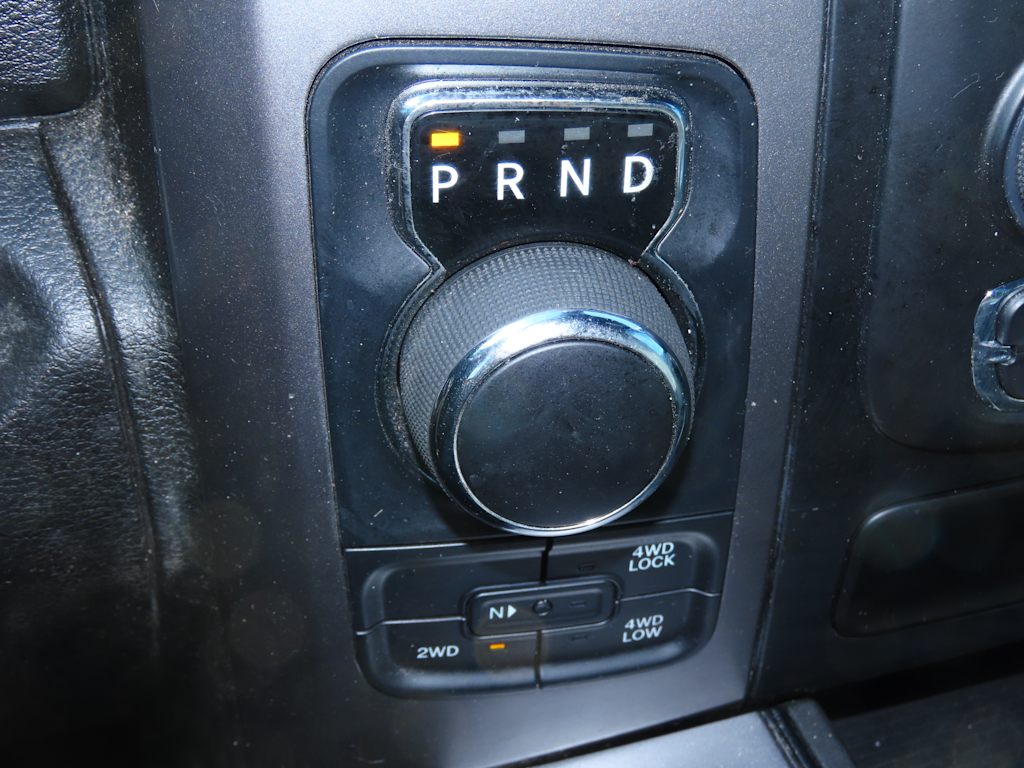 Thumbnail: 2024 RAM 1500 - 32