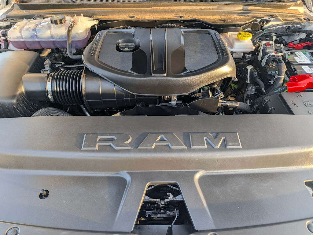 Thumbnail: 2025 RAM 1500 - 9