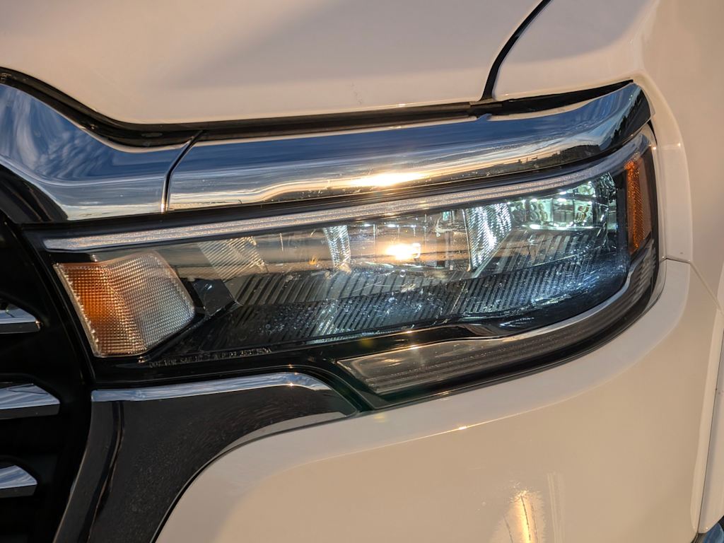 Thumbnail: 2025 RAM 1500 - 23