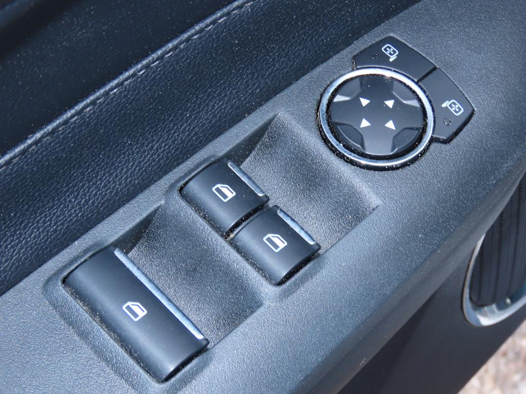 Thumbnail: 2019 Ford Mustang - 23